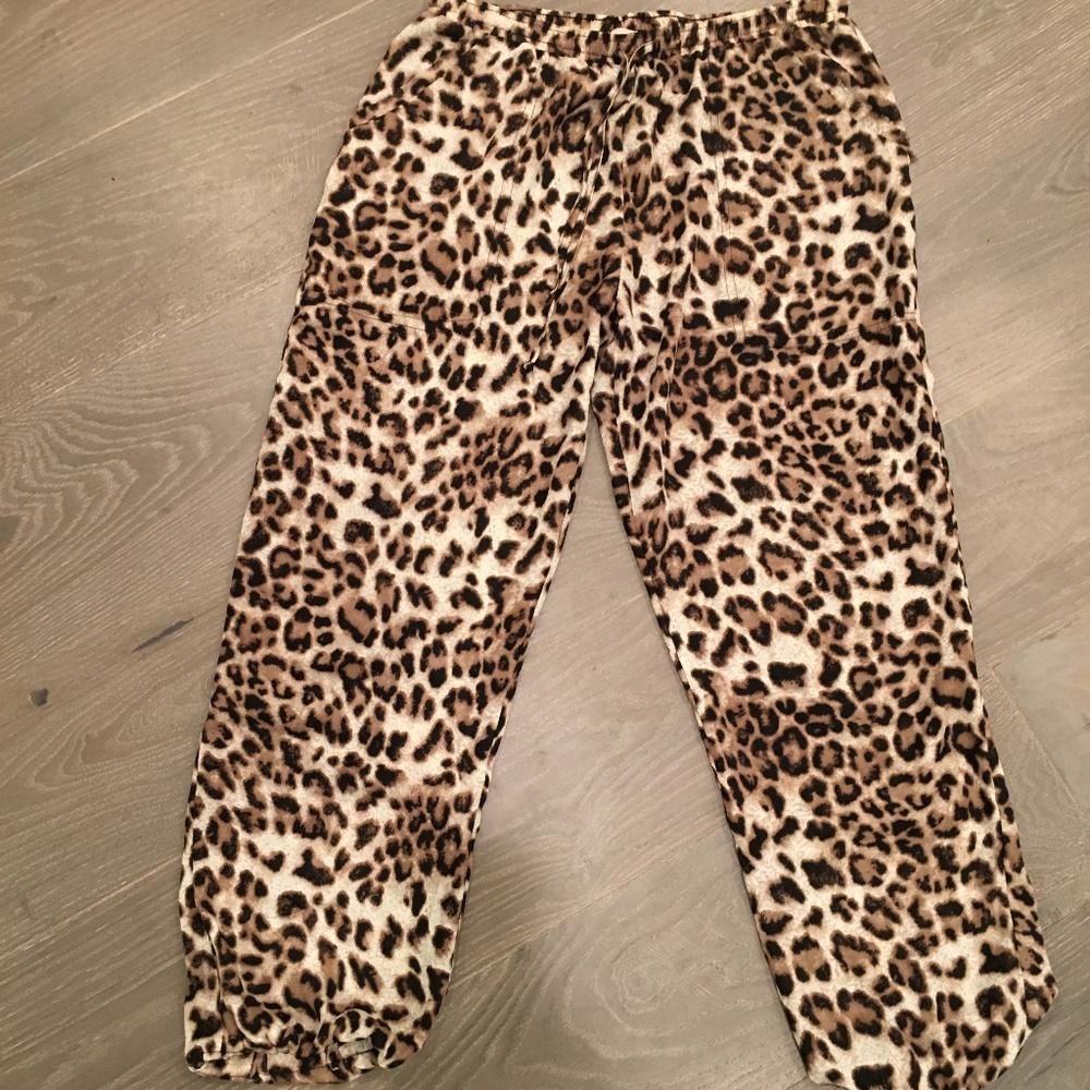 cheetah joggers size large